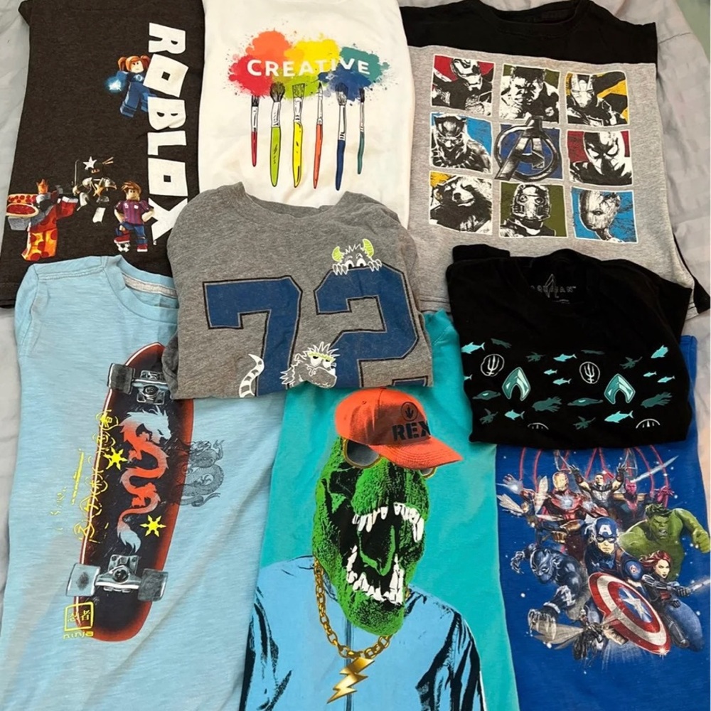 8 Boy tops